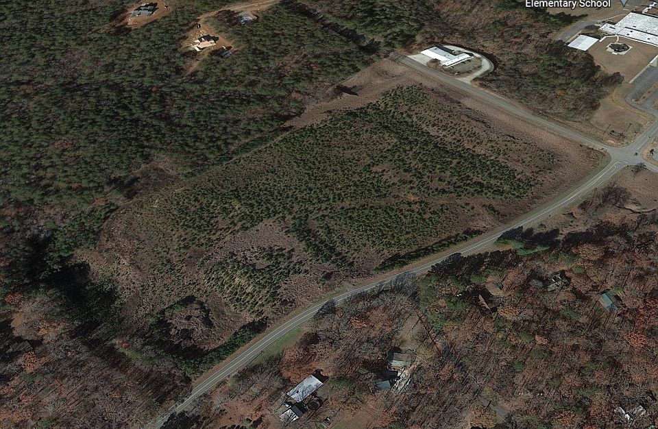2nd image of 3869 Lower Burris Rd