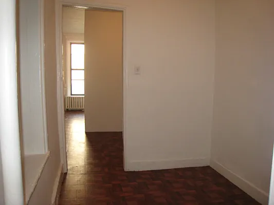 Rented by Manhattan Best Realty, Inc. | media 32