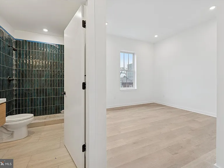 1500 Frankford Ave #302 — Photo 13