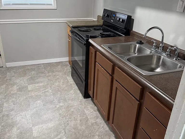 742 N University Blvd #2 — Photo 7