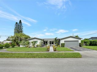 1824 SW 100th Ave, Miami, FL 33165