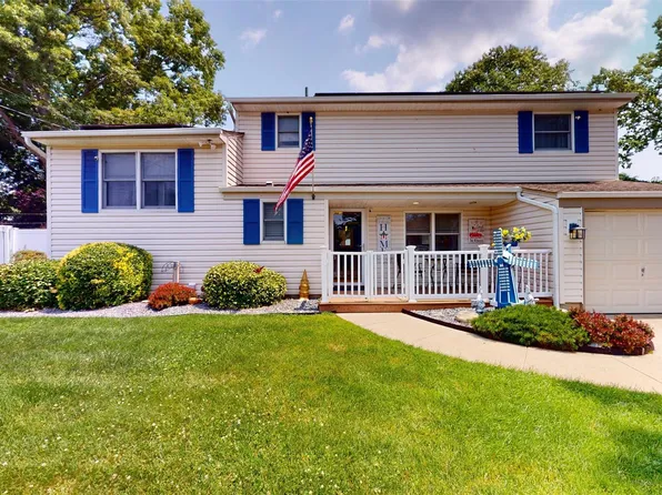9 Wilson Street, Centereach, NY 11720