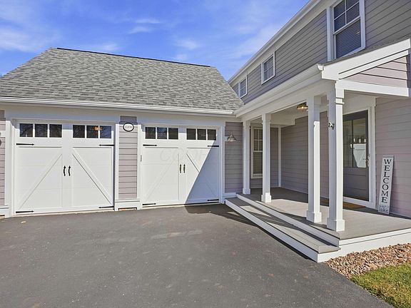 3rd image of 15190 Shoreline Dr W