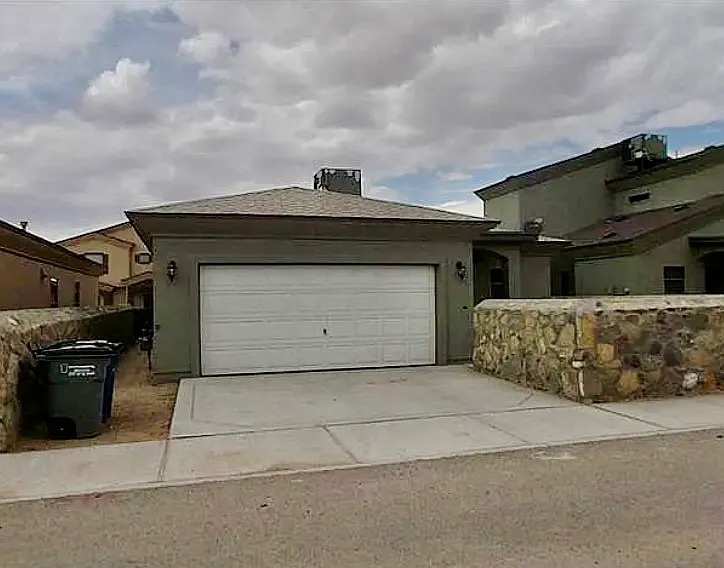 12928 Hueco Cave Dr — Photo 22