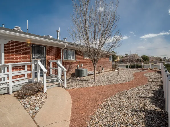 737 San Pedro Dr SE, Albuquerque, NM 87108