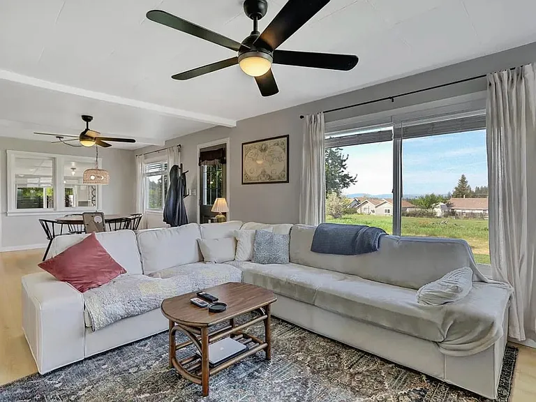 190 Upper Slate Creek Rd — Photo 17