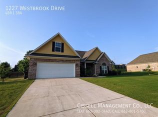 1227 Westbrook Dr, Oxford, MS 38655