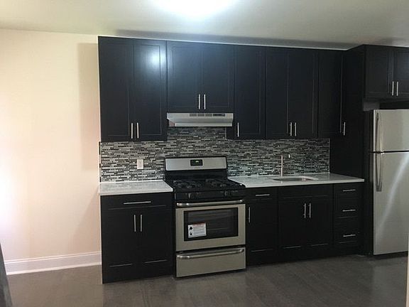 4th image of 751 Saint Marks Ave APT A16