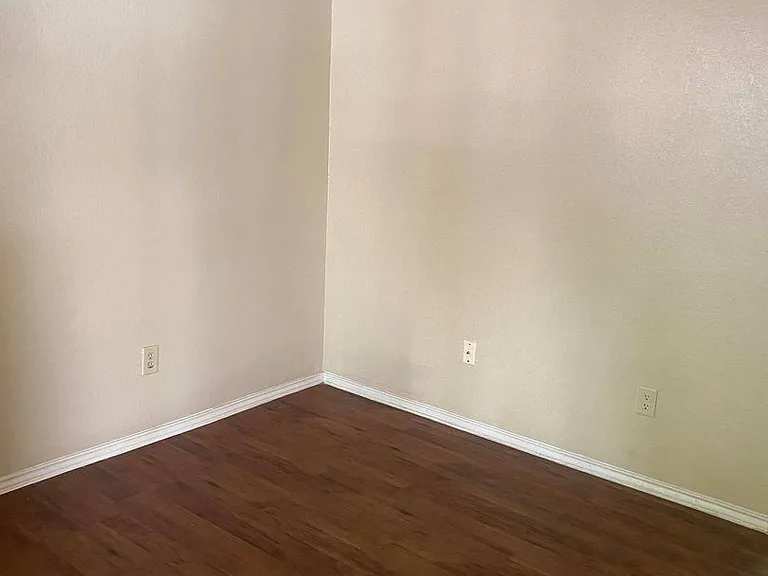 706 W 22nd St #104 — Photo 3