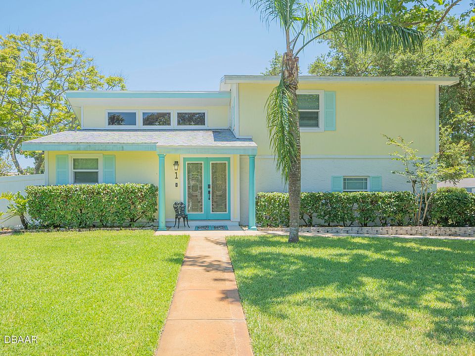1st image of 1 Castle Manor Dr