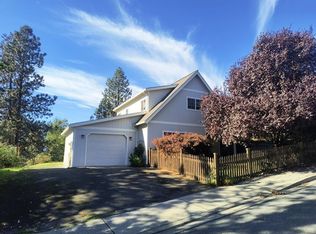 58 SW Leonard St, Grants Pass, OR 97526