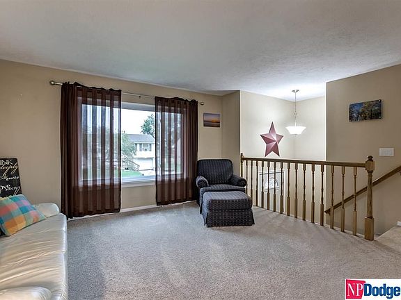 5th image of 12928 Chandler St