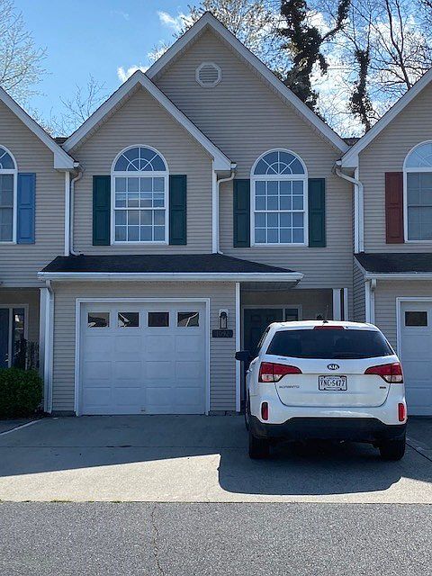 1st image of 1092 Oakdale Ct