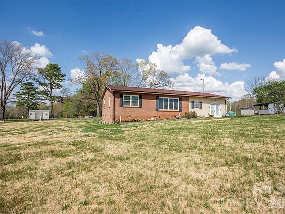 5th image of 120 Mitch Rd