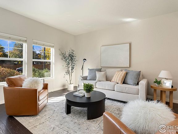 4th image of 3824 Manhattan Ave #3