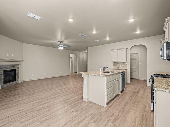 5th image of 7503 88th St