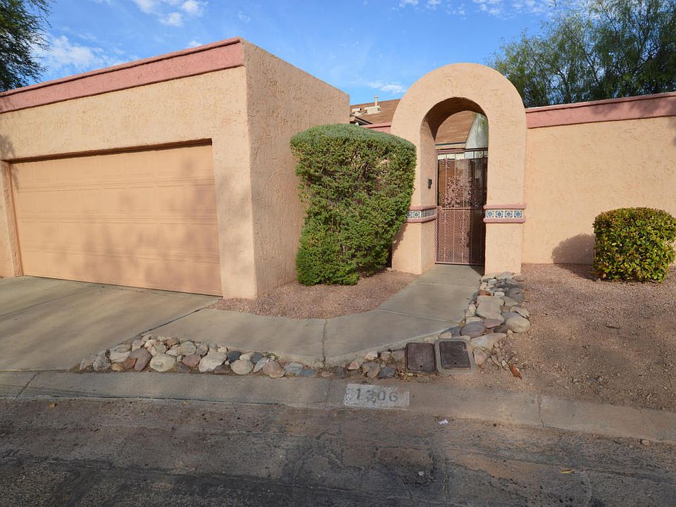 1st image of 1306 N Honeyrose Ave