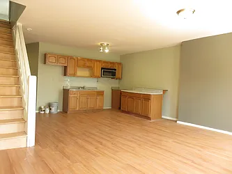 Rented by Rennit Inc.