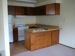 266 S Yolo St APT 10, Willows, CA