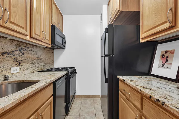 Sold by Douglas Elliman | media 13