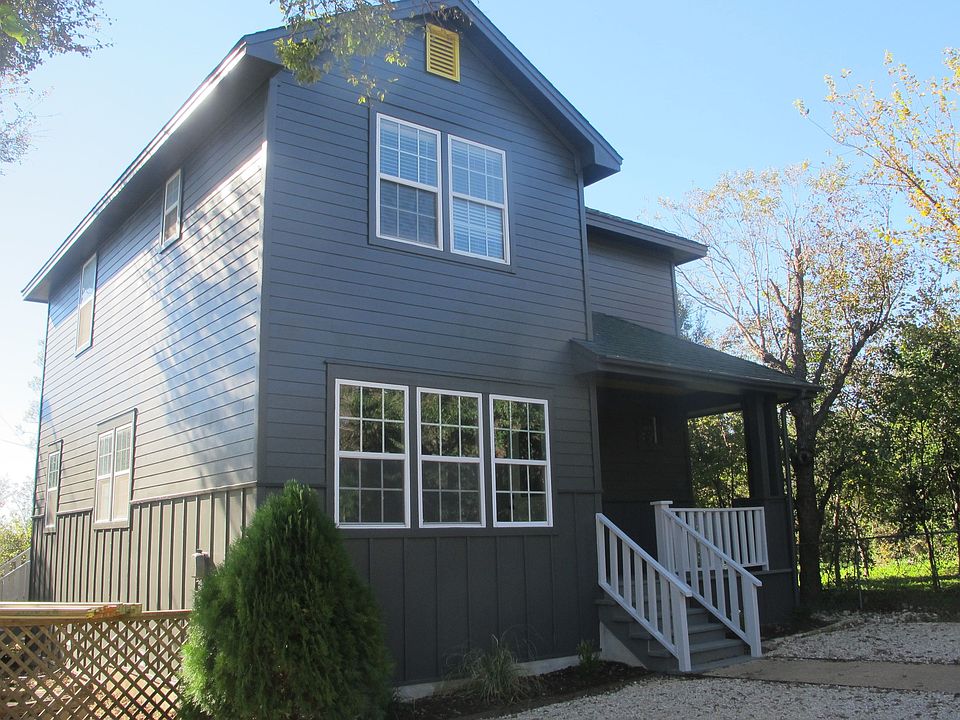 1st image of 2805 E 22nd St