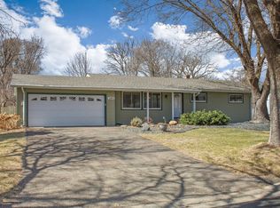 4721 Sandra Ln, White Bear Lake, MN 55110