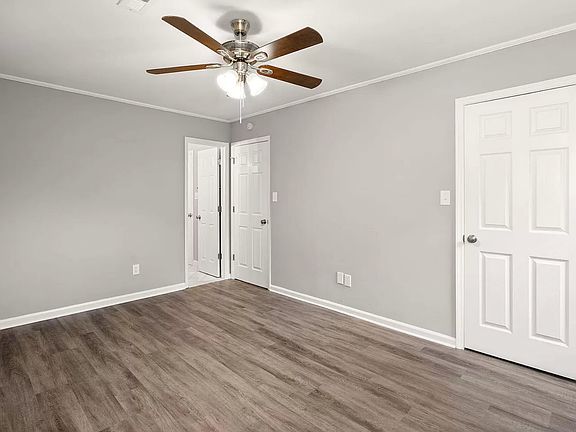 5th image of 426 Longleaf Dr