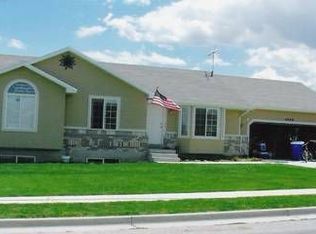 4949 W Kessler Peak Dr, Riverton, UT 84096