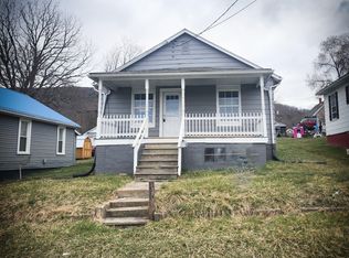 907 N Pocahontas Ave, Covington, VA 24426