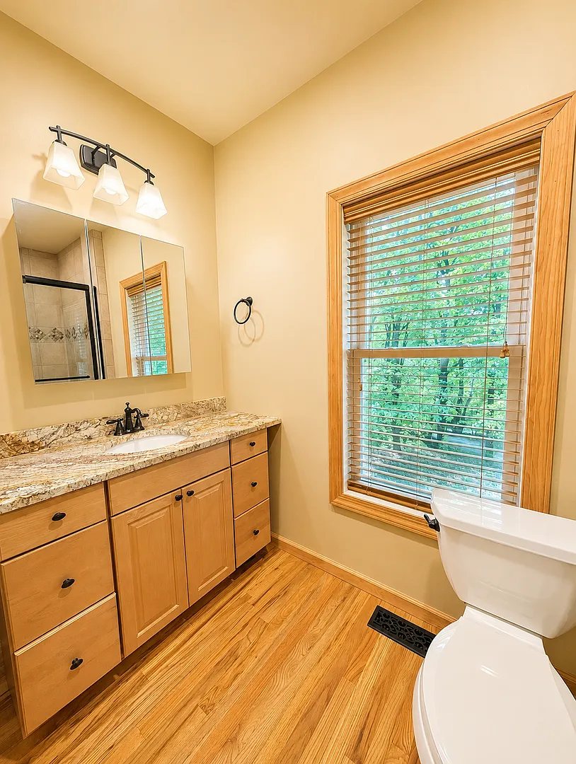 Building Photo - 21 Rolling Ridge Trl