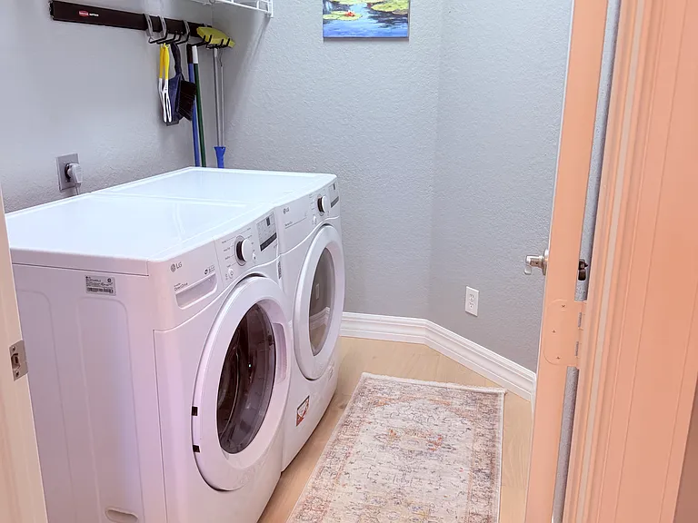 4610 Hawks Nest Dr #202 — Photo 30