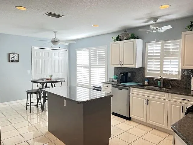 3001 King Tarpon Dr — Photo 9