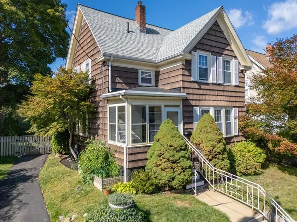 52 Norwood St, Marlborough, MA 01752