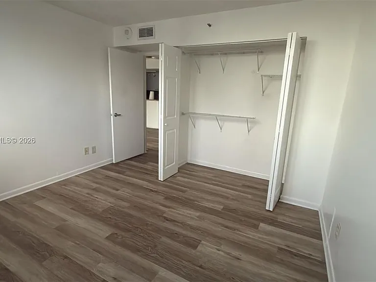 770 Claughton Island Dr #2107 — Photo 11