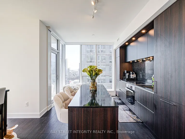 15 Mercer St #2102 — Photo 19