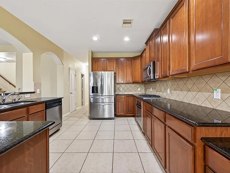 5215 Field Briar Ln — Photo 16