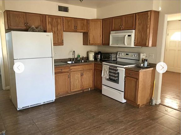 3rd image of 5912 Glen Eagles Ln
