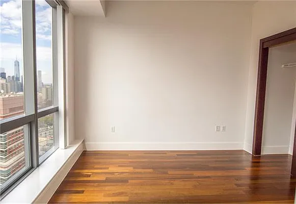 Rented by R New York | media 30