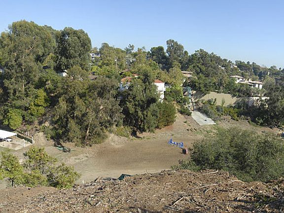 4th image of 16421 Pacific Coast Hwy