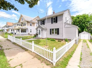 206 Ridgefield Ave, Bridgeport, CT 06610