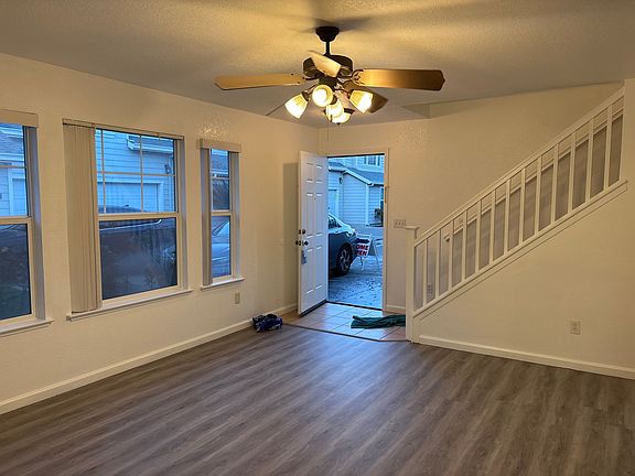 4th image of 4533 Tortuga Ct