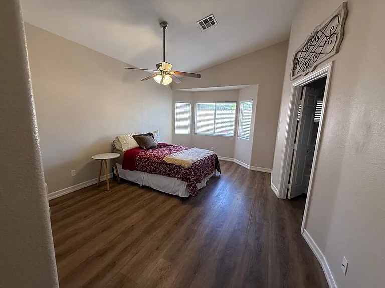 489 First Light St — Photo 24