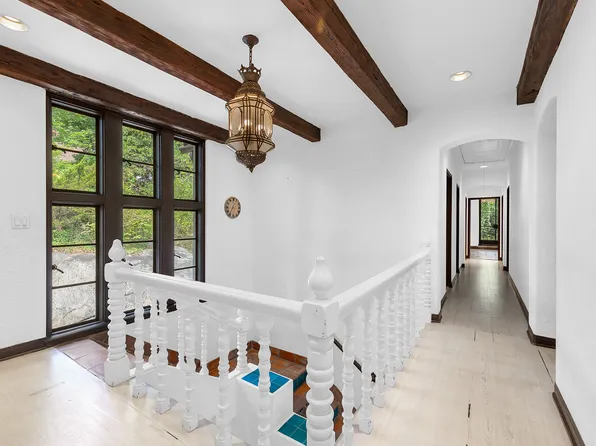 4621 Waldo Avenue image 6 of 18