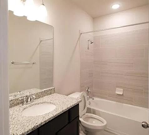 5th image of 2533 Granite Hill Dr
