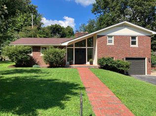 206 Eastway Dr, Richmond, KY 40475