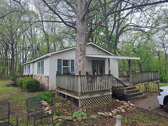 4th image of 335 Shady Ln