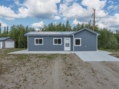 2590 Back Ct, Fairbanks, AK, 99709