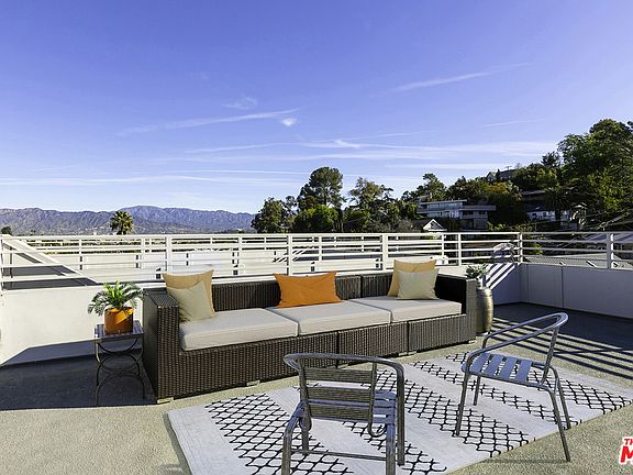 2nd image of 2211 Glendale Blvd #3