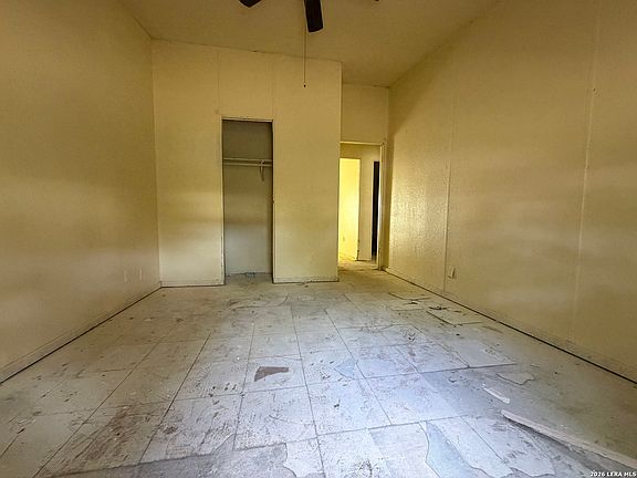 3rd image of 813 walnut st