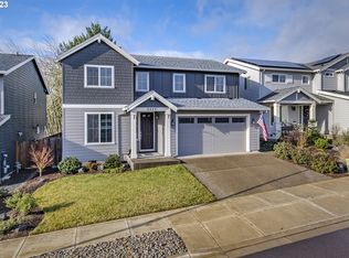 3225 N Irvine Dr, Hillsboro, OR 97124